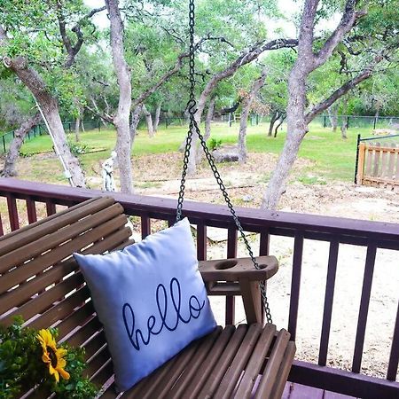 Hill Country Escape Villa New Braunfels Exterior photo